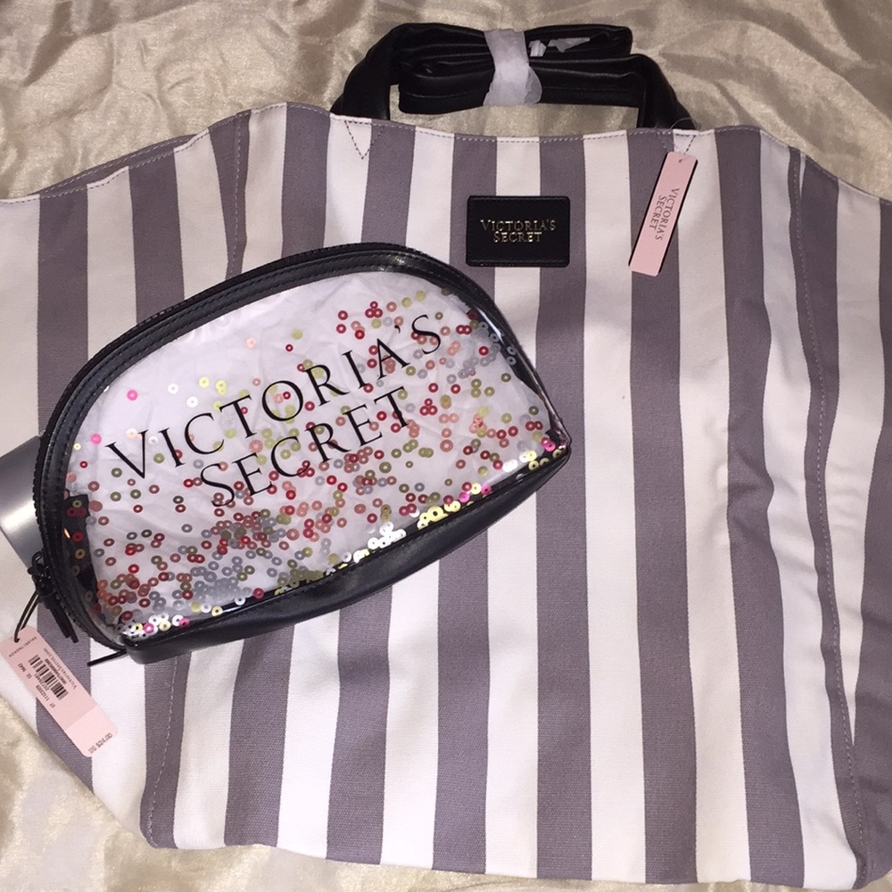 NWT Victoria’s Secret Tote and Make up bag